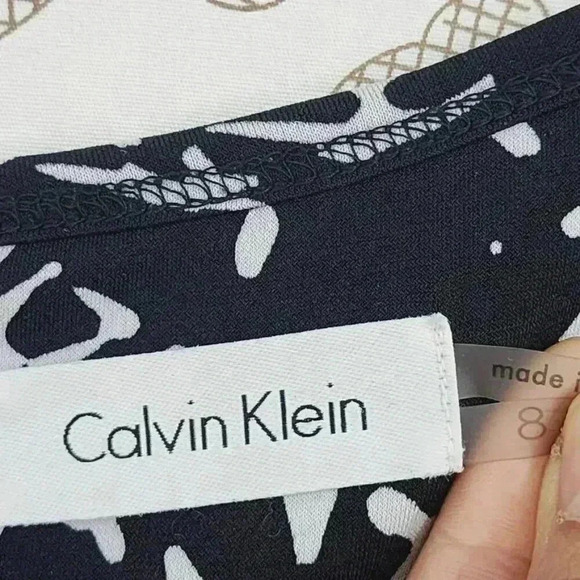 Calvin Klein Black & White Abstract Print Jumpsuit Sleeveless Size 8 - Picture 4 of 8